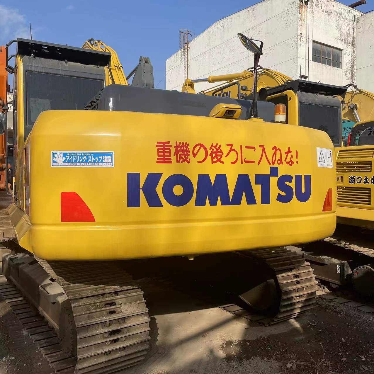 Used Japan Construction Machine Komatsu PC200 Excavator/used Heavy Duty Equipment/Komatsu Used Excavator PC 200 Thumb