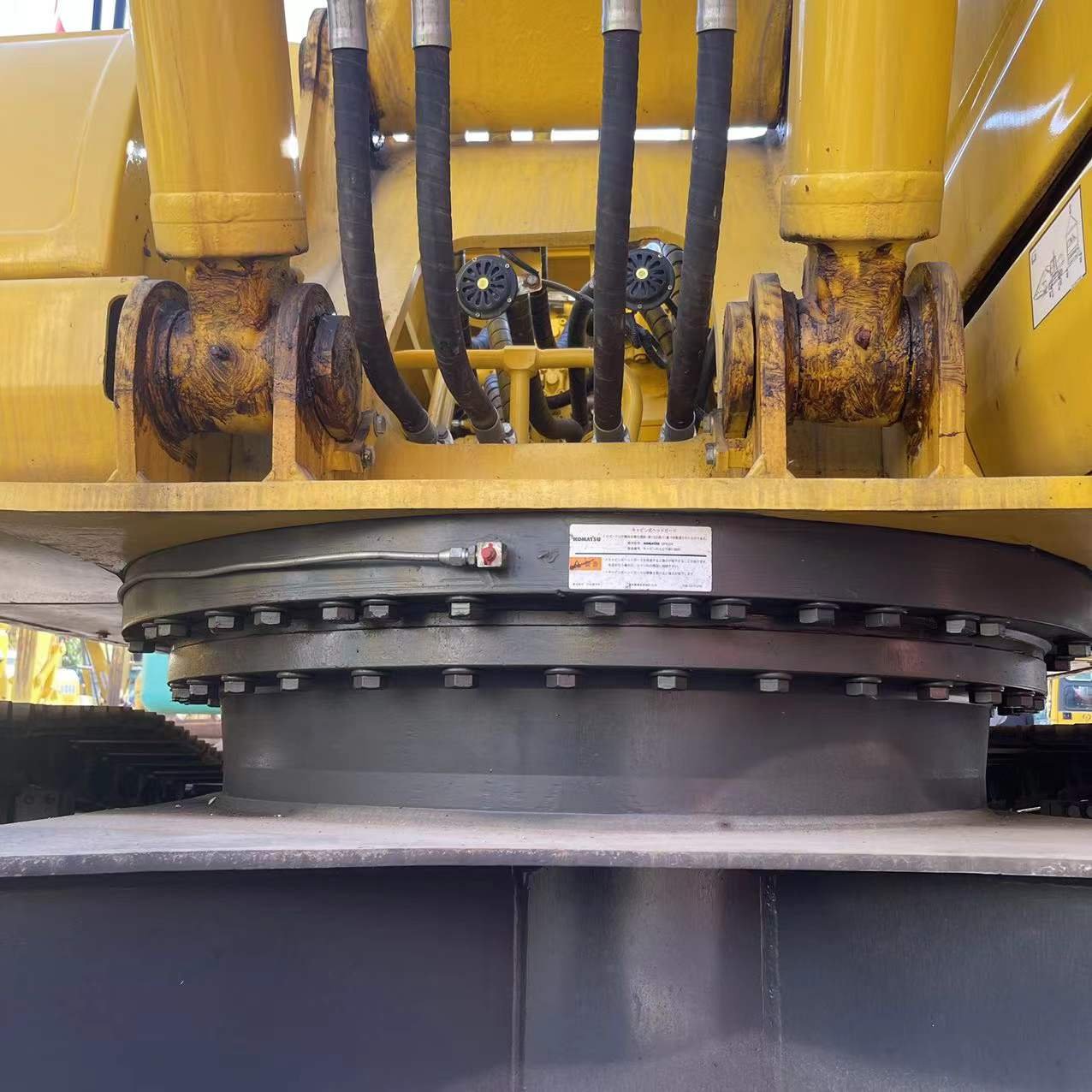 Used Japan Construction Machine Komatsu PC200 Excavator/used Heavy Duty Equipment/Komatsu Used Excavator PC 200 Thumb