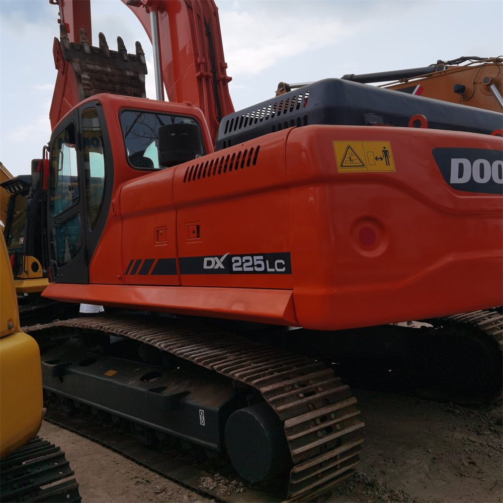 22 tons Excavator original Doosan dx225 crawler digger Secondhand used Condition 25 Ton doosan Hydraulic Excavator on sale
