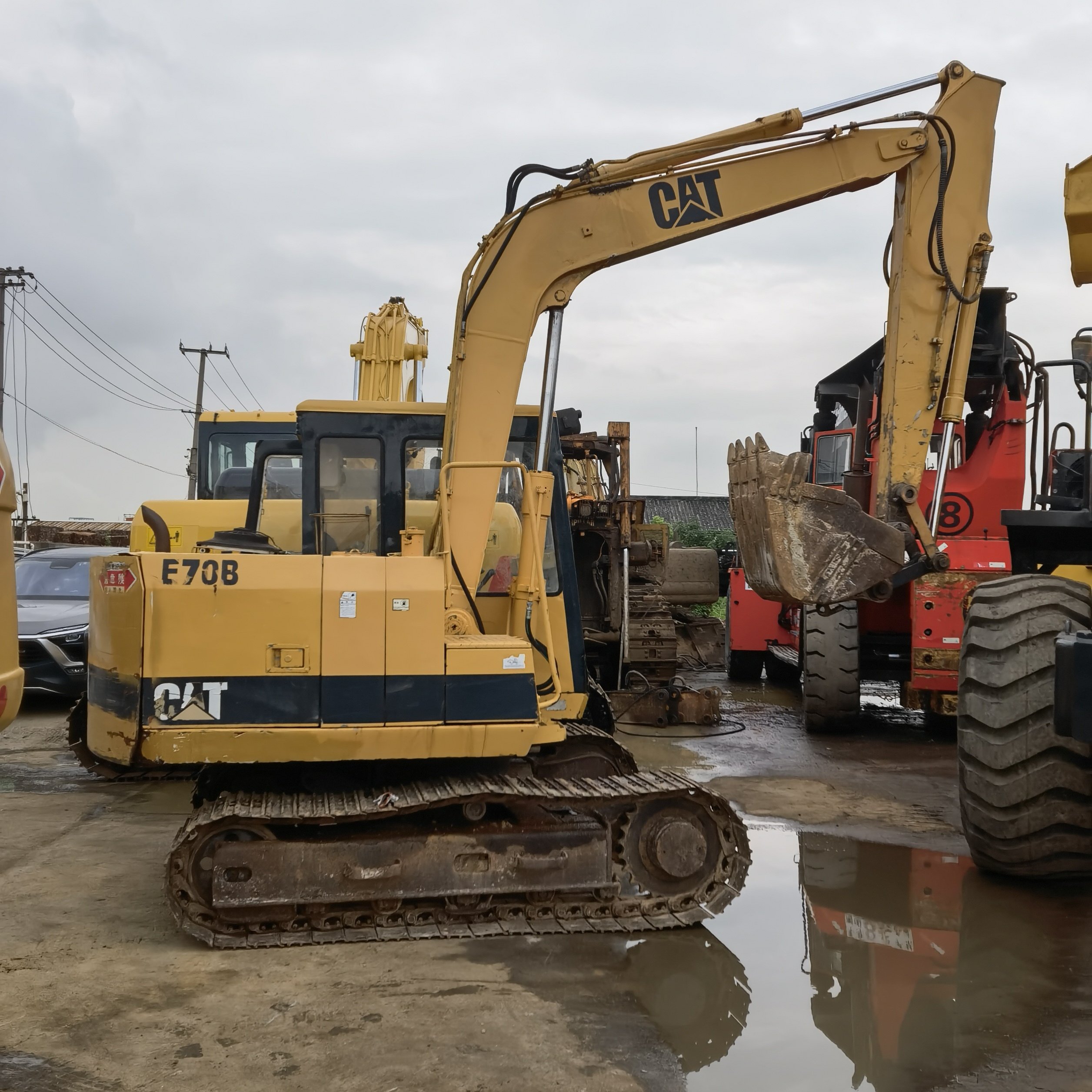 Caterpillar CAT E70B Excavator Used tractors / traktor Hot Sale