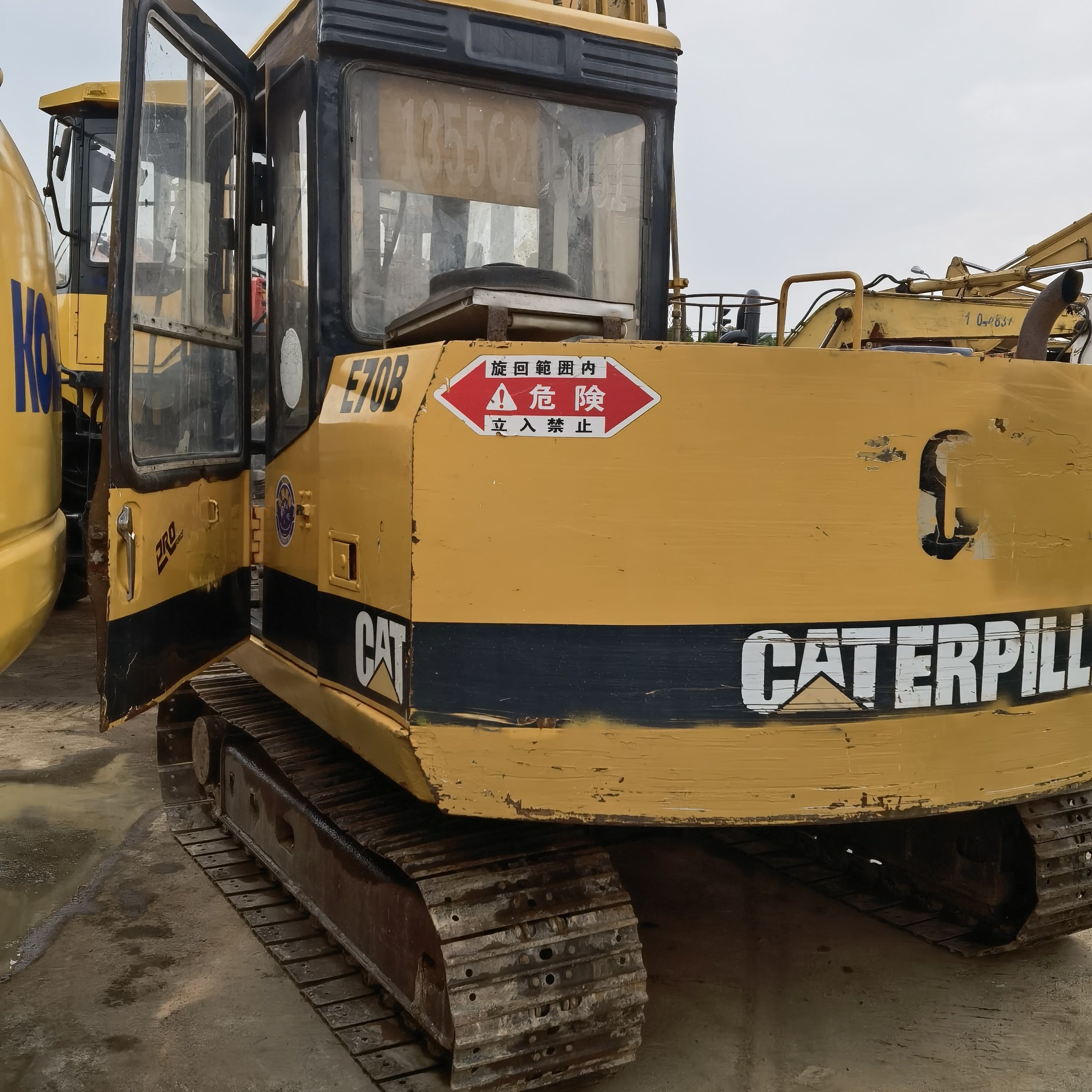 Caterpillar CAT E70B Excavator Used tractors / traktor Hot Sale