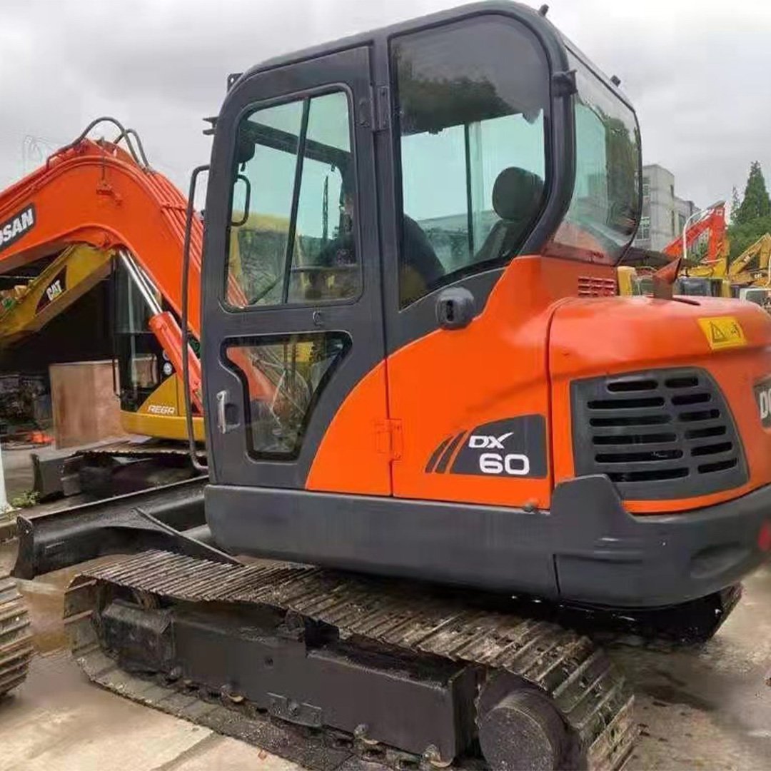 Mini Secondhand DOOSAN DX60 Excavator 6ton used Crawler Excavator With EPA/CE For Sale used engineering construction machinery