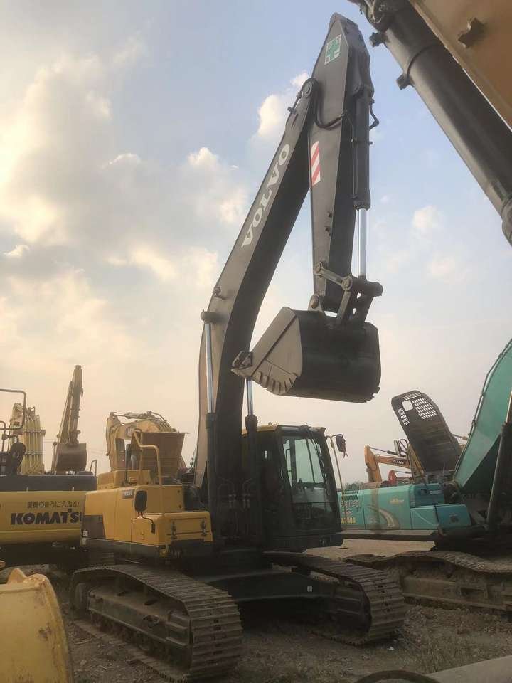 Engineering and Construction Machinery Used VOLVO EC300 EC300DL Excavator for sale Used VOLVO 300DL in good condition