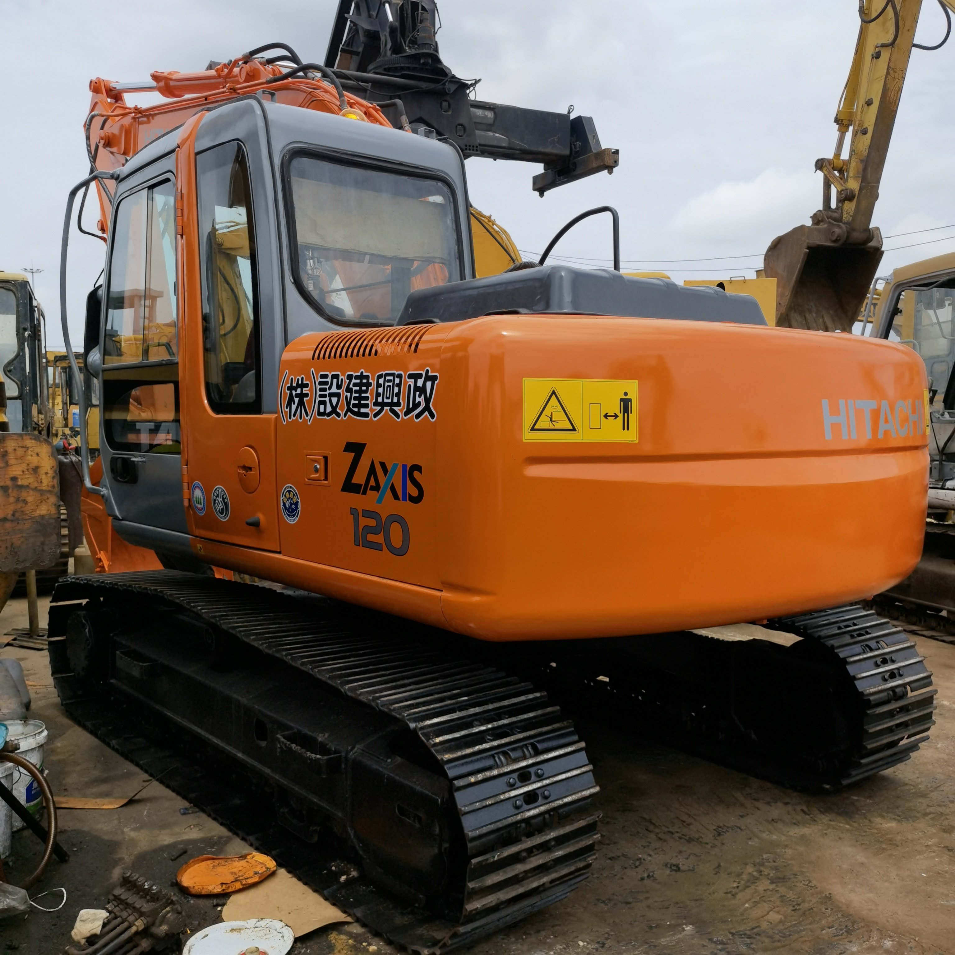 Original Japan Hitachi ZX120 Excavator Hitachi Excavator In Low Price Used Hitachi Excavator For Hot Sale