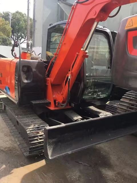 6 ton crawler used excavators hitachi zx60 japan made Construction machine used excavators hitachi zx60 for sale