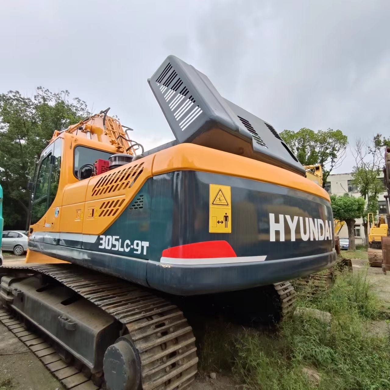 Used Construction Hyundai Excavator 305 300 220 Crawler heavy digger machine and spare part cheap price for sale