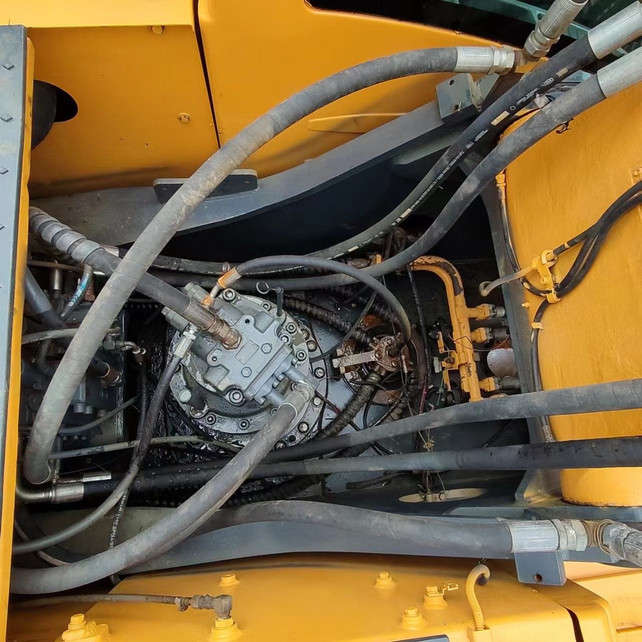 Used Construction Hyundai Excavator 305 300 220 Crawler heavy digger machine and spare part cheap price for sale