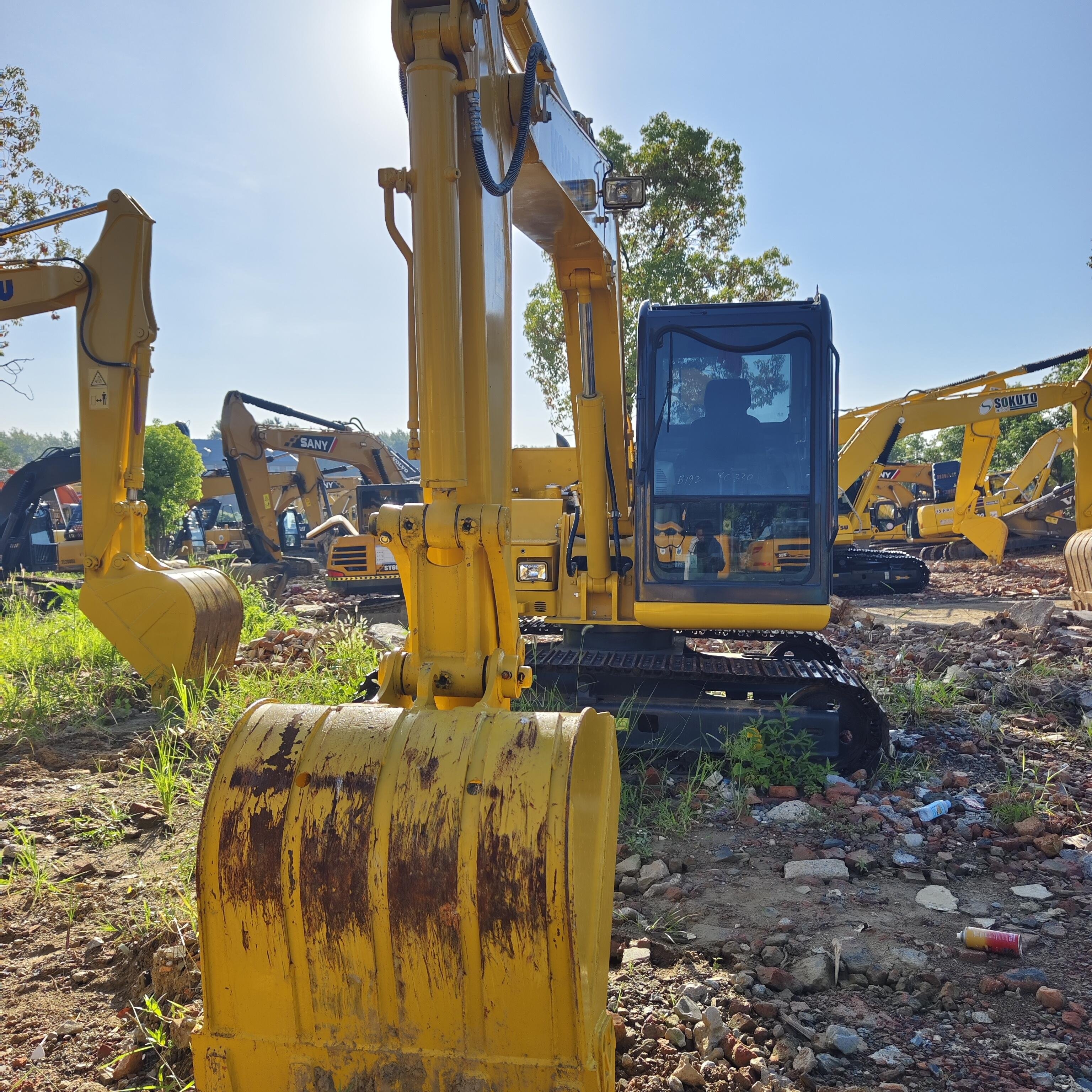 Used Komatsu brand PC70 PC70-7 PC70-8 7 ton excavator for sale second hand crawler digger excavating machine used