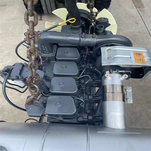Hot Used Diesel Engine 6D102 6BT for Cummins AMT Transmission Engine Assembly 6 Cylinder Marine Engine
