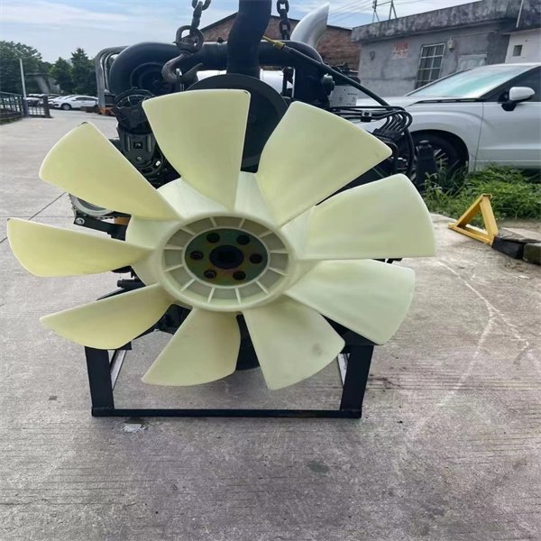 Hot Used Diesel Engine 6D102 6BT for Cummins AMT Transmission Engine Assembly 6 Cylinder Marine Engine