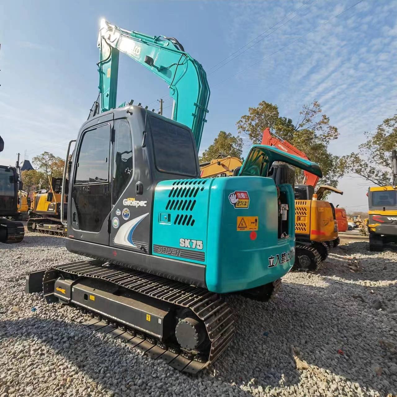 Hot Sale Mini 7 Ton Kobelco SK75 Used Excavator Engineering Construction Machinery Second Hand Digger