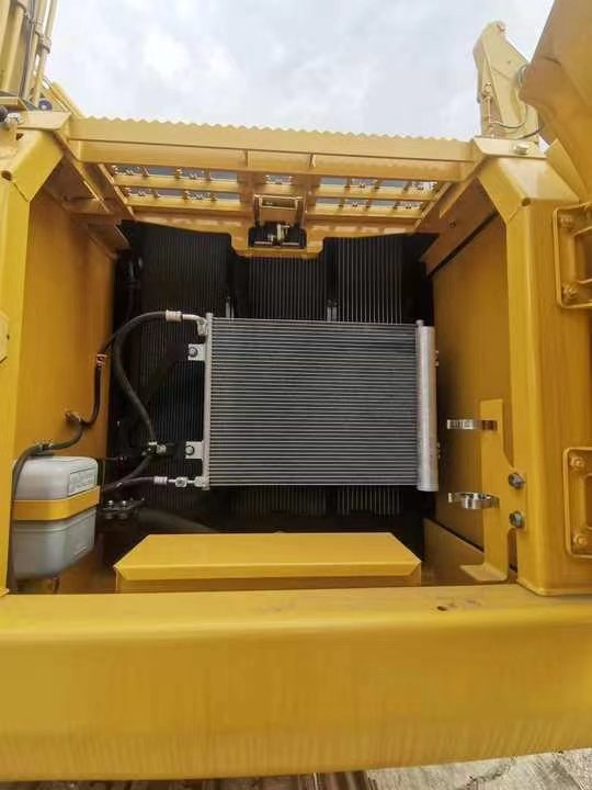 2024 High-Quality Globally Famous Brand Engine Hydraulic Used Excavator Komatsu PC850 Ton Construction Machinery