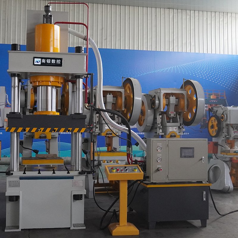100/160/200 ton 4 column CNC hydraulic press machine for sheet metal falling/stretching/cutting edge/ forming