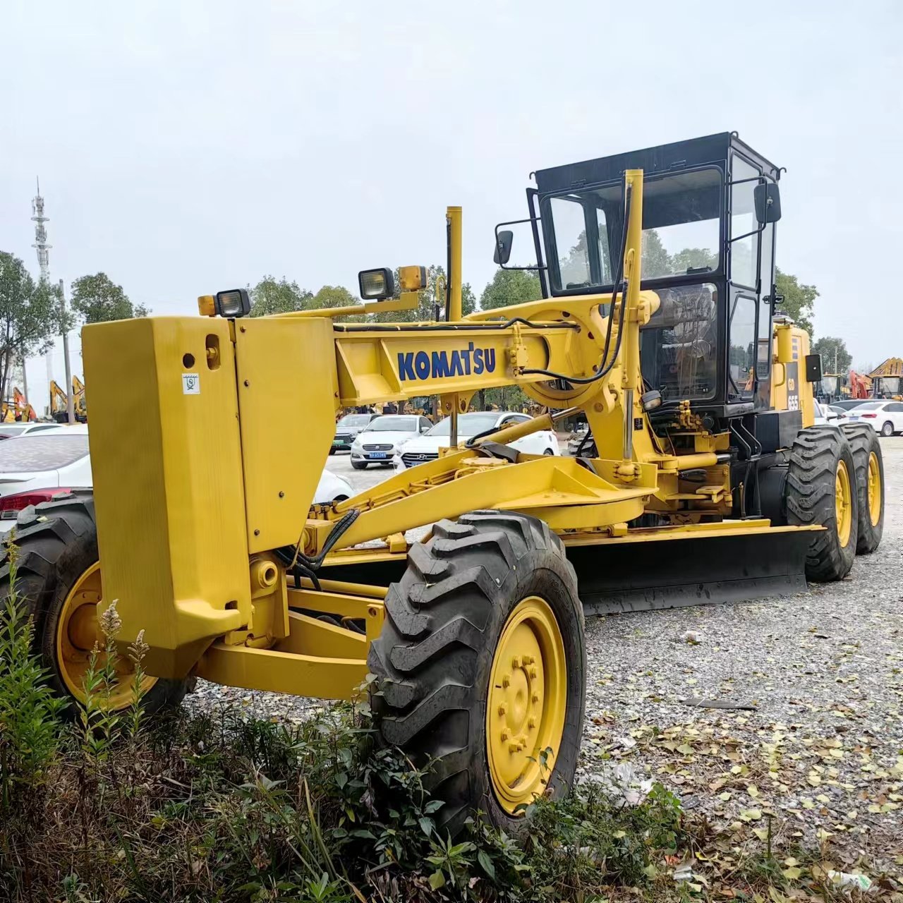 Cheap Price Komatsu Motor Grader Used komatsu GD505 grader with ripper Japan Original Brand Machines for Sale