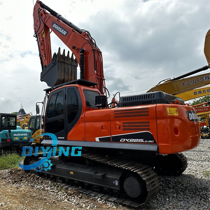 Cheap Price Chinese Good Condition 22Ton Doosan225 Excavator Cheap Price Used Digger Machine For Sale