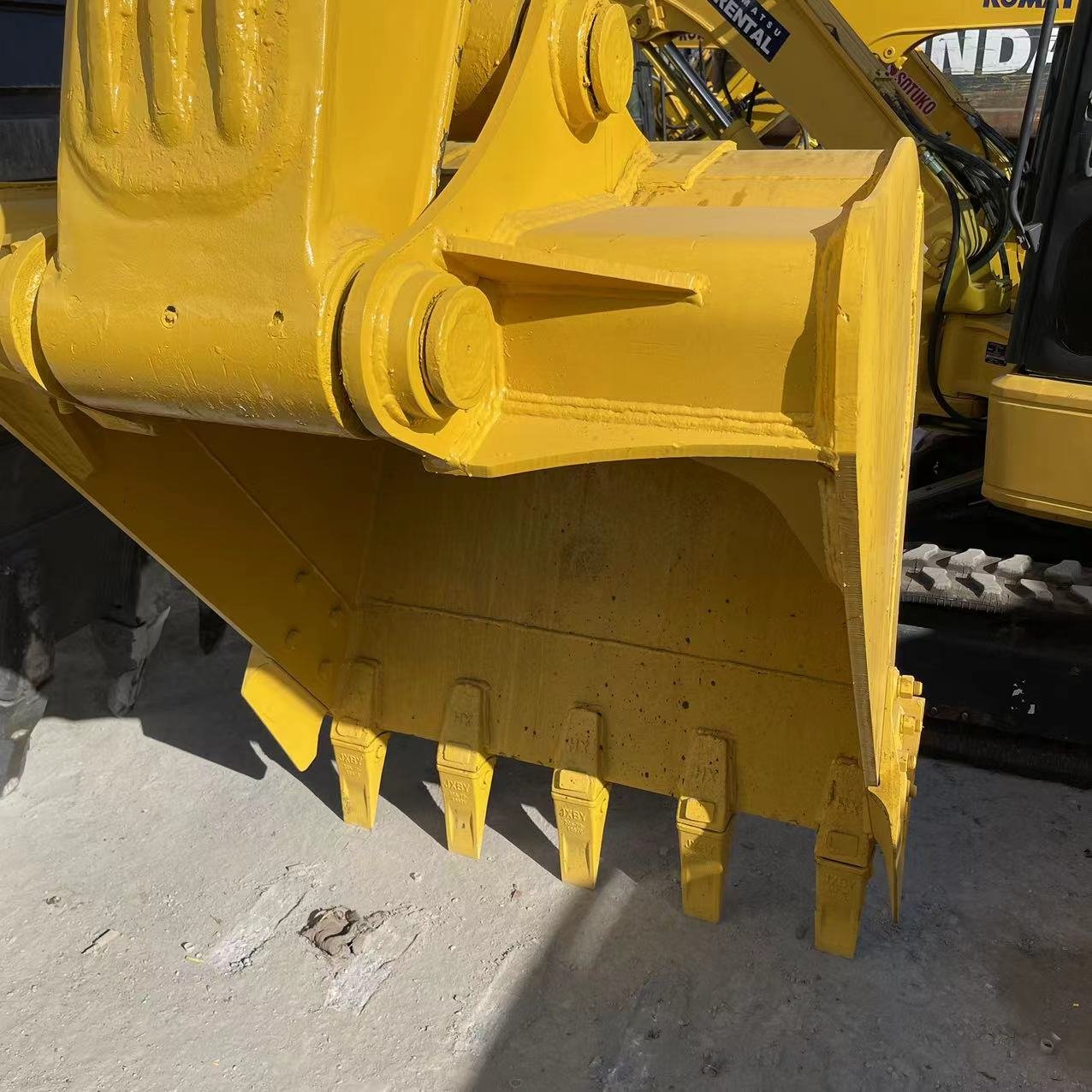 High Quality Construction Machinery Used Excavator Pc 220-8 For Komatsu