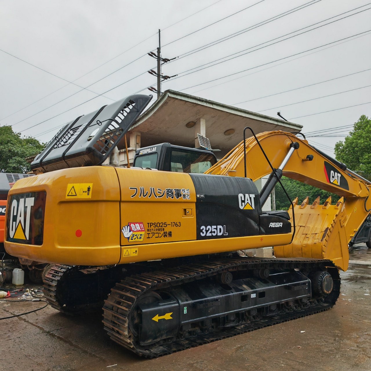 Good condition CAT 325DL 325D 325D2L 25ton used excavator made in Japan used excavator