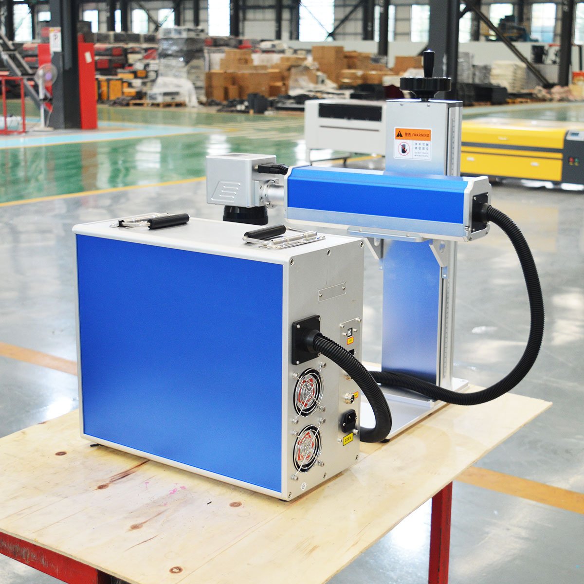 Raycus High Quality 20w/30w/50W/100w Fiber /3w/5w/uv /CO2 galvanometer/Laser Marking Machine Used for metal portable mini
