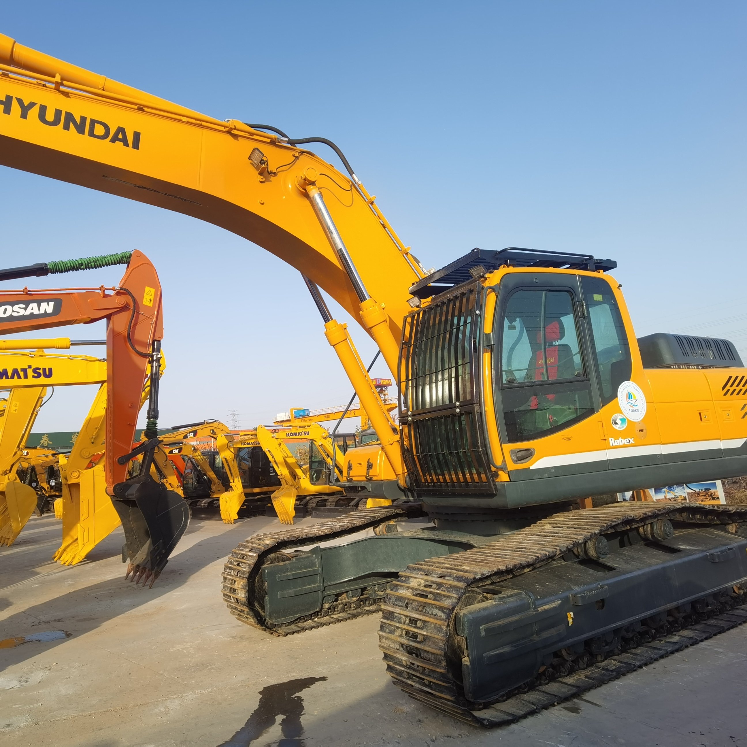 Hydraulic HYUNDAI R305LC-9T 305 Low Price Used Machinery 210W - 9 305 LC 9T 225L 2 Used Excavator Machine Original