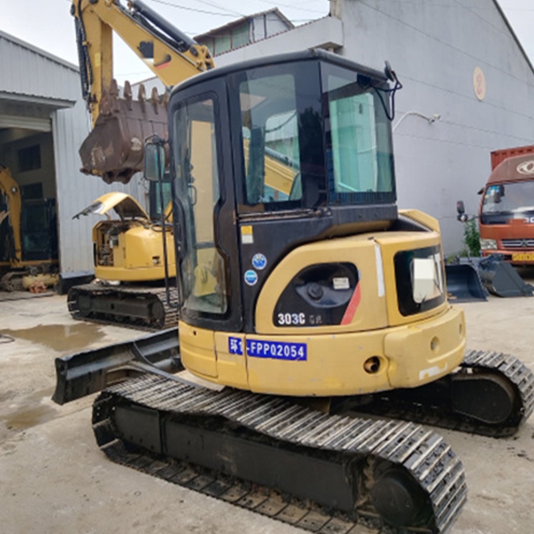 90% new mini excavator Carter 303 Japanese original Caterpillar used excavator for sale at a low price