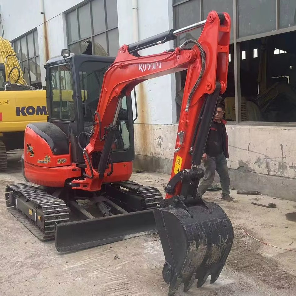 Cheap mini hydraulic excavator used KUBOTA U35 KUBOTA U35S U20 U17 Japan brand Kubota quality excavator for sale