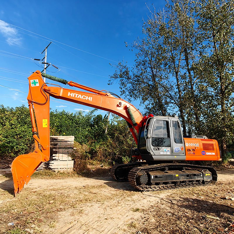 125kW tracked used Hitachi ZX200 20ton crawler digger second hand original excavator hydraulic Hitachi 200 earth moving machine