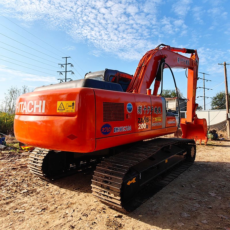 125kW tracked used Hitachi ZX200 20ton crawler digger second hand original excavator hydraulic Hitachi 200 earth moving machine