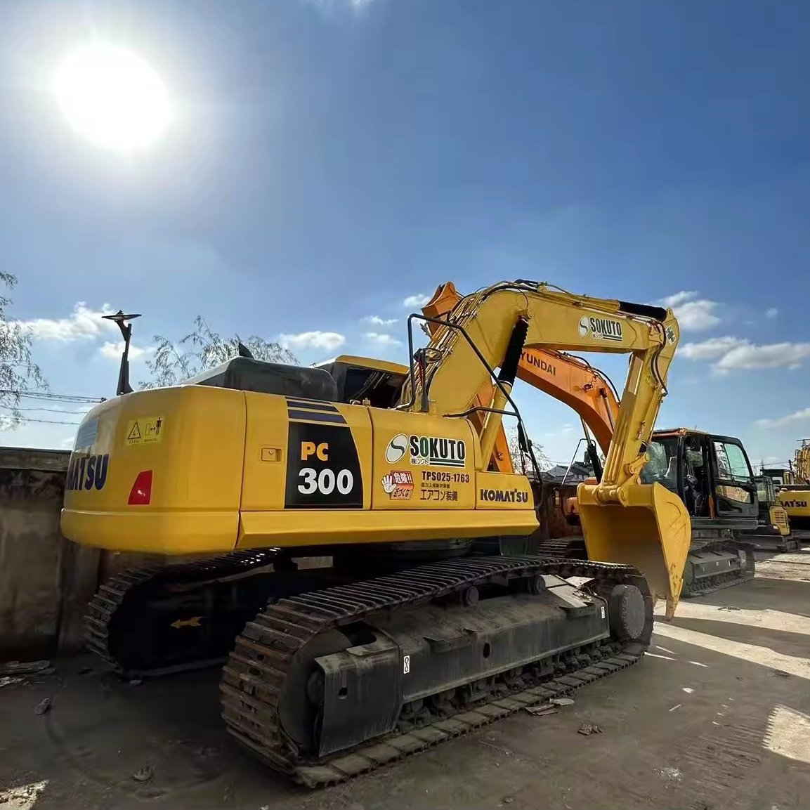 Used Komatsu PC300-7 Excavator Machine 100% Painted Japan Stock Construction Equipment Komatsu PC300 Used Excavator for Sale