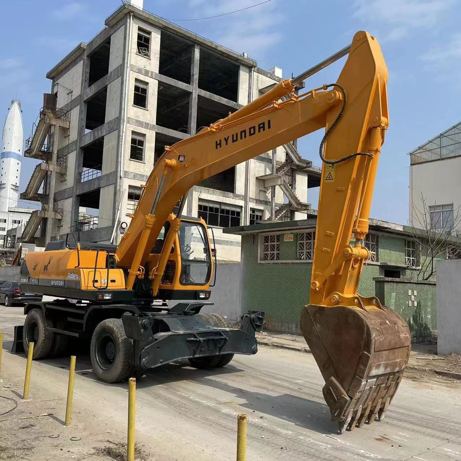 In Stock Second Hand Hyundai 210W-7 210W-9 Wheel Excavator In Low Price Second Hand Hyundai 210W-9 210W-7 Excavator