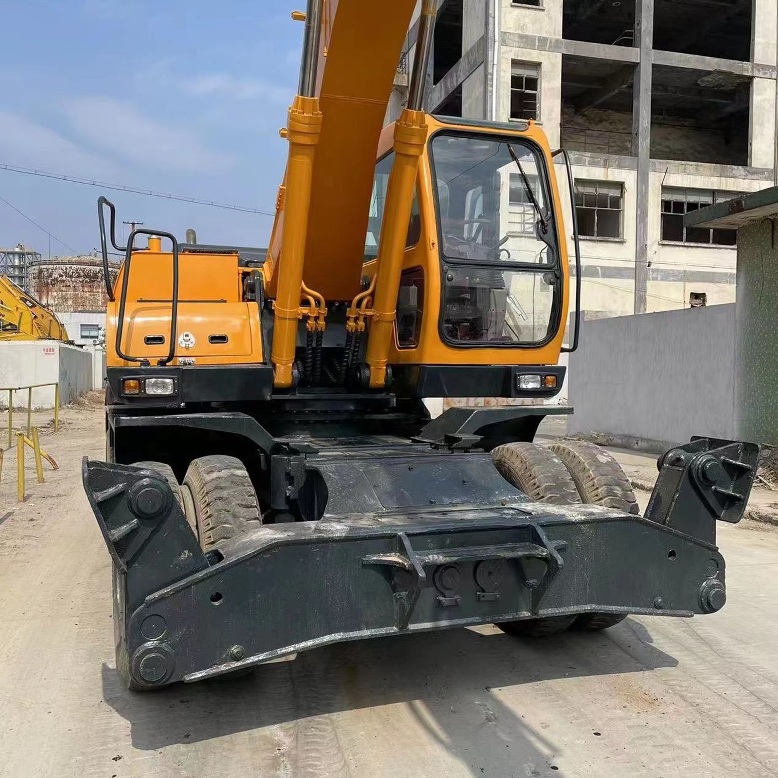 In Stock Second Hand Hyundai 210W-7 210W-9 Wheel Excavator In Low Price Second Hand Hyundai 210W-9 210W-7 Excavator