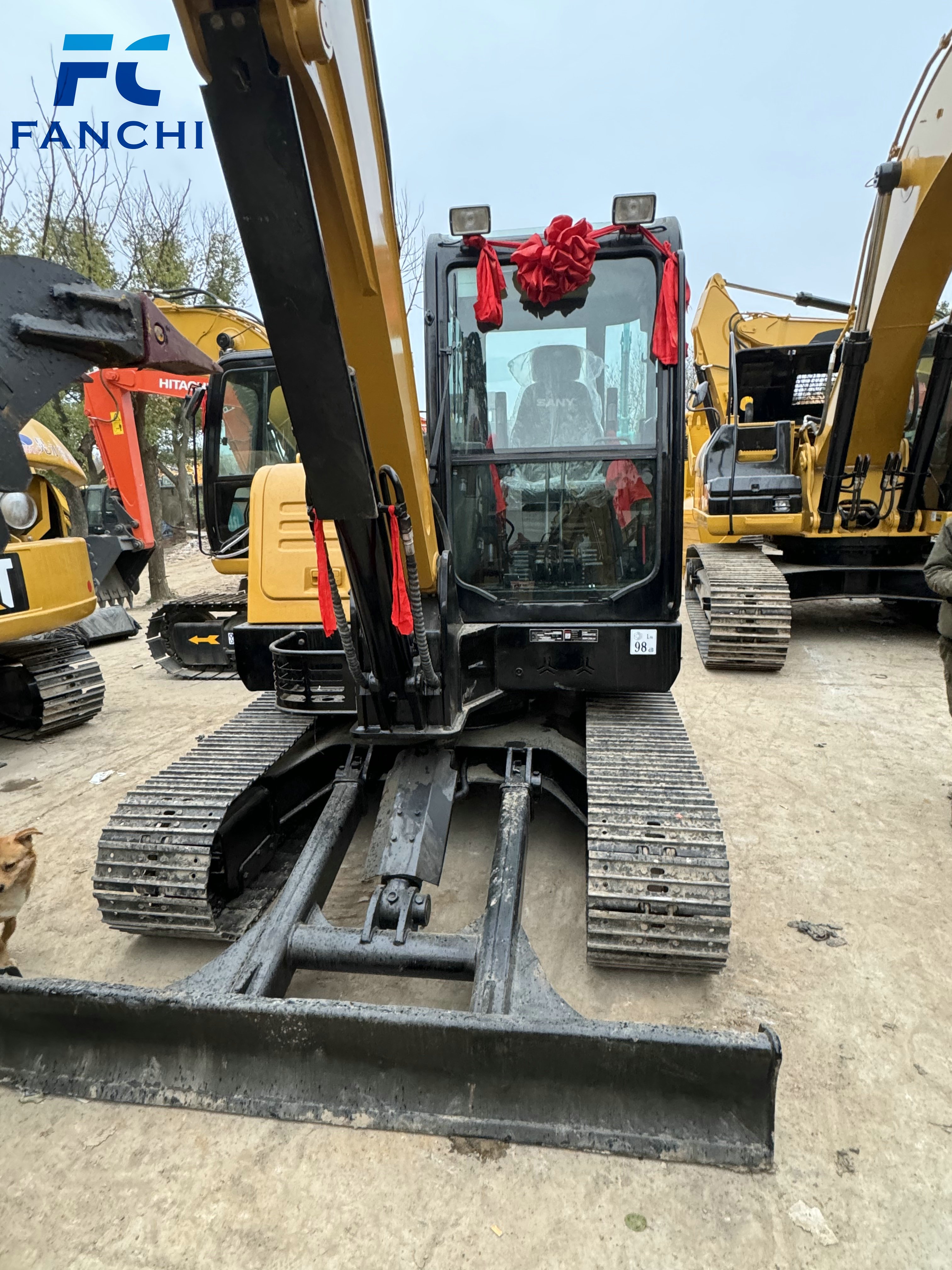 90% new Used Sany60C excavator Hydraulic crawler Sany60 excavator in good condition 6 tons small excavator SY60C made in China