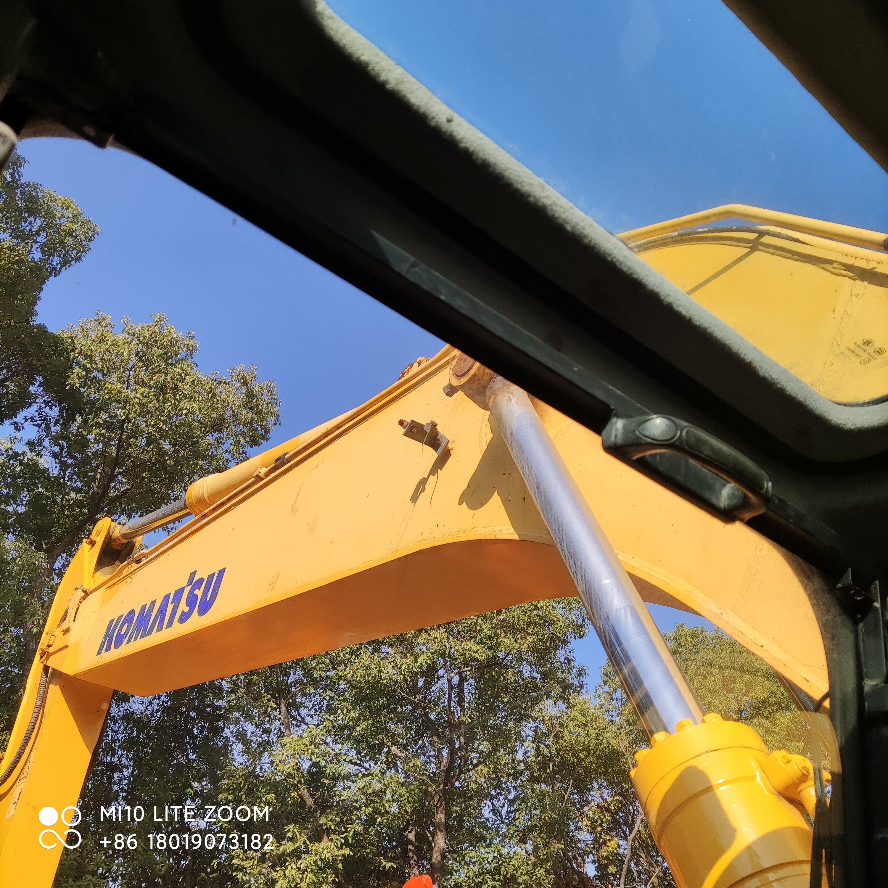 High quality Original japan komatsu excavator PC220-7 Used komatsu excavator