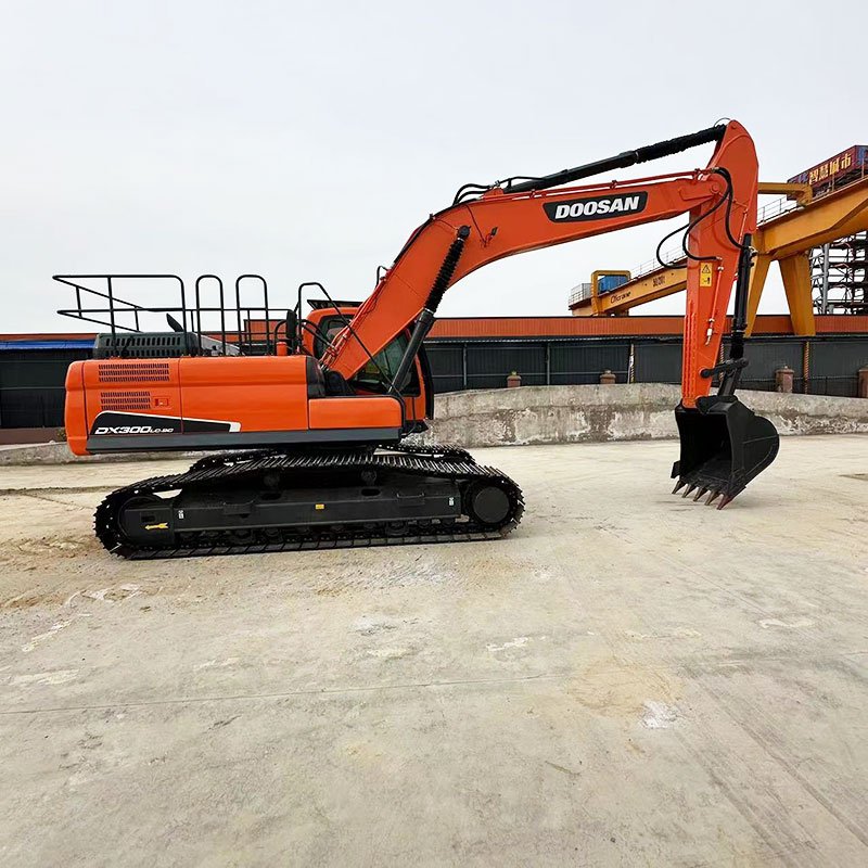 Machinery Used Building excavators good quality Doosan300 used Doosan digger Doosan DX300 used excavator on Hot Sale