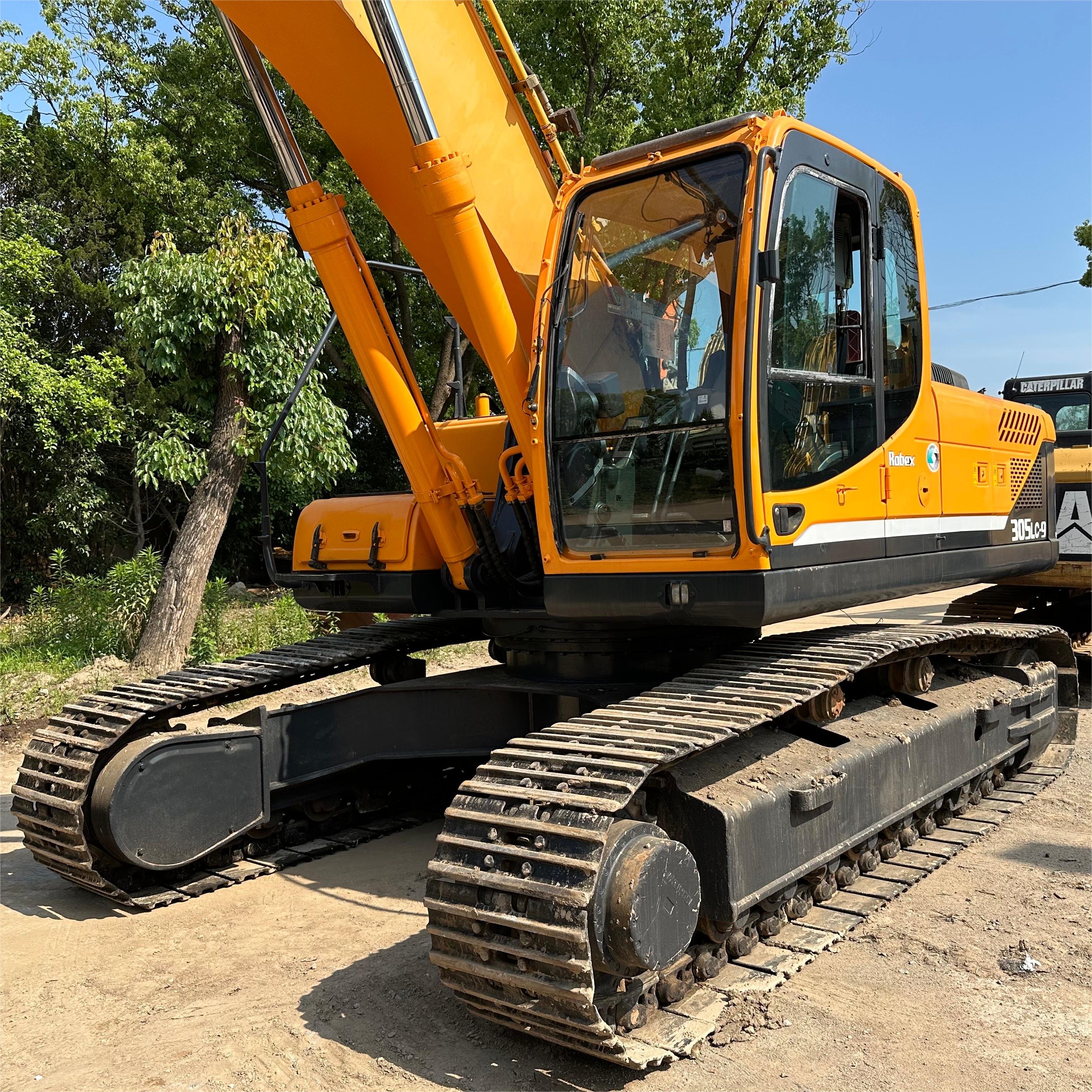 Used HYUNDAI digger 305LC-9 high performance machine 30 ton HYUNDAI excavator for sale
