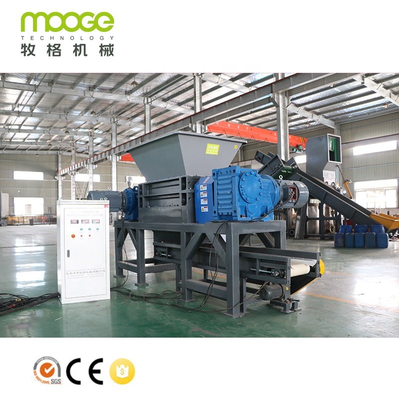 Double shaft Shredder Machine