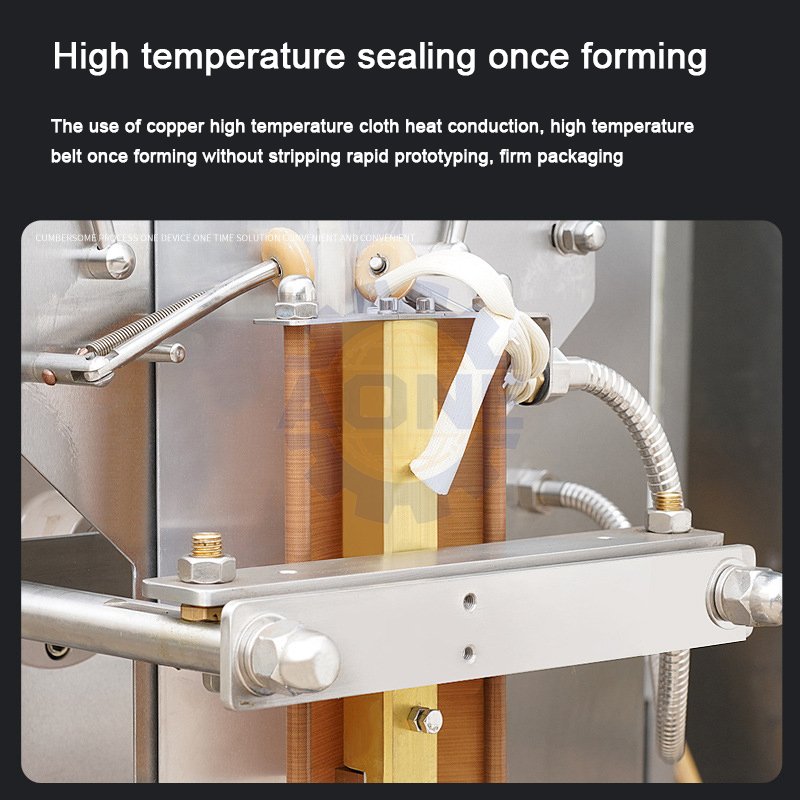 High quality automatic liquid filling and sealing machine water bag bagging packaging machine