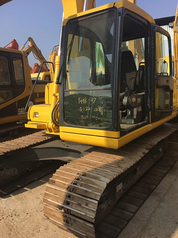Low price secondhand excavator machine KomatsuPC120-6 construction equipment used earthmoving machinery KomatsuPC120-6 for sale