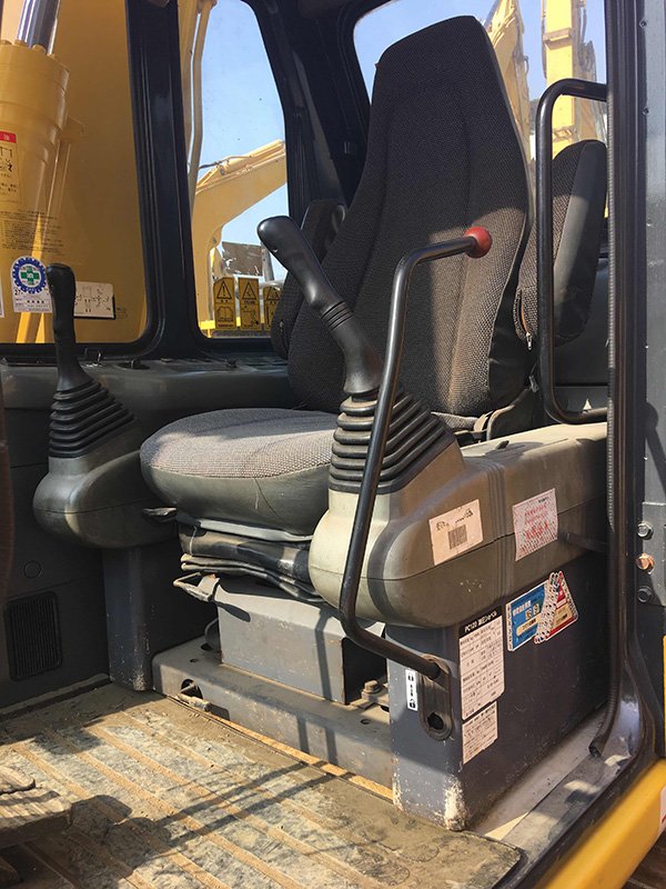 Low price secondhand excavator machine KomatsuPC120-6 construction equipment used earthmoving machinery KomatsuPC120-6 for sale