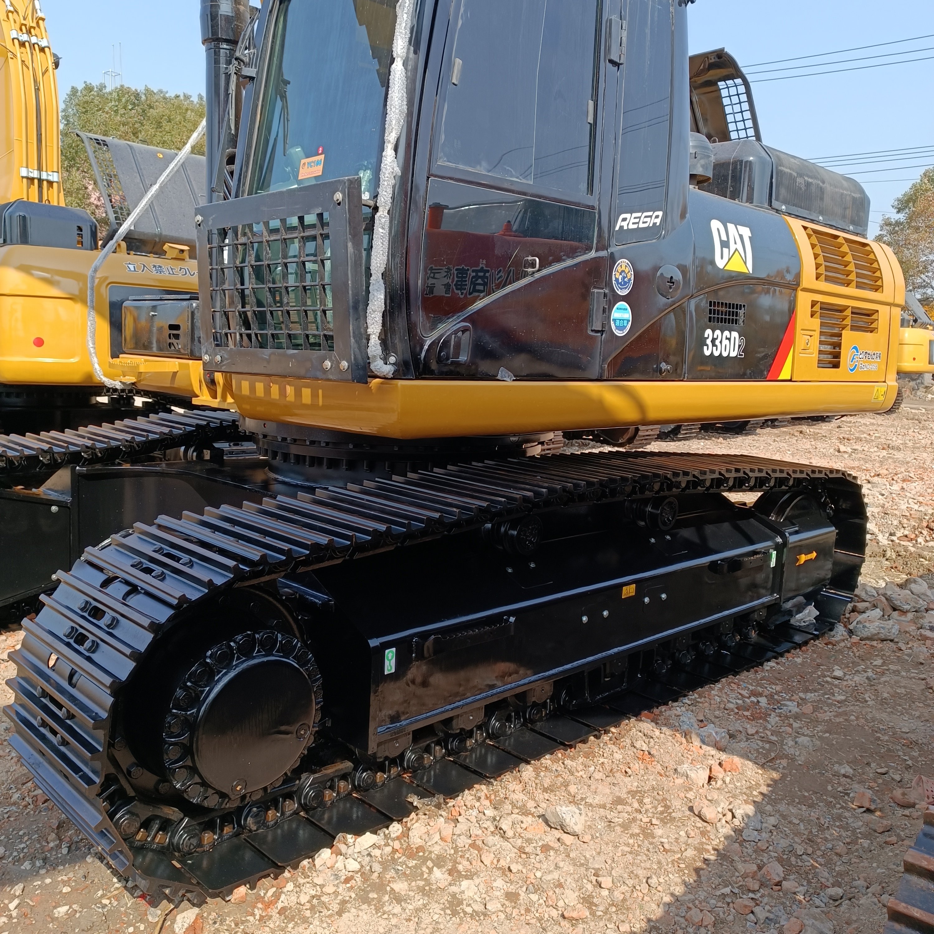 Good condition good price JAPAN 30 ton used caterpillar 329D 330d 336d 340d Excavator used cat 330d2 excavator