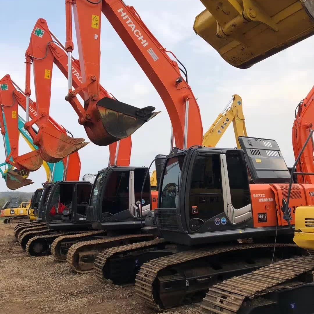 Hitachi ZX 200 used excavator works perfectly and sells cheaply with few working hours
