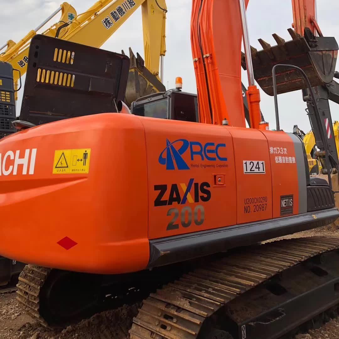 Hitachi ZX 200 used excavator works perfectly and sells cheaply with few working hours