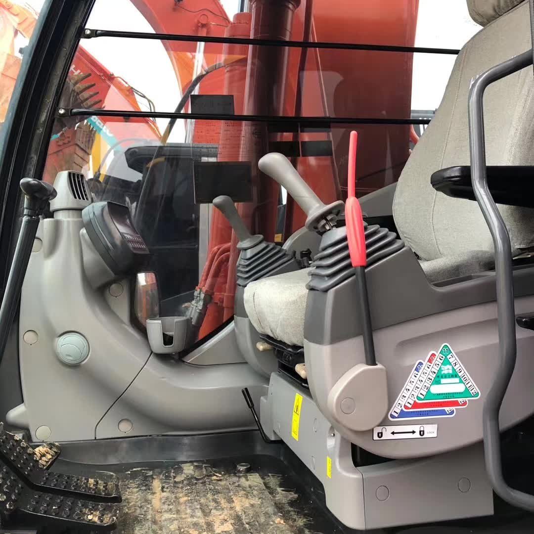 Hitachi ZX 200 used excavator works perfectly and sells cheaply with few working hours