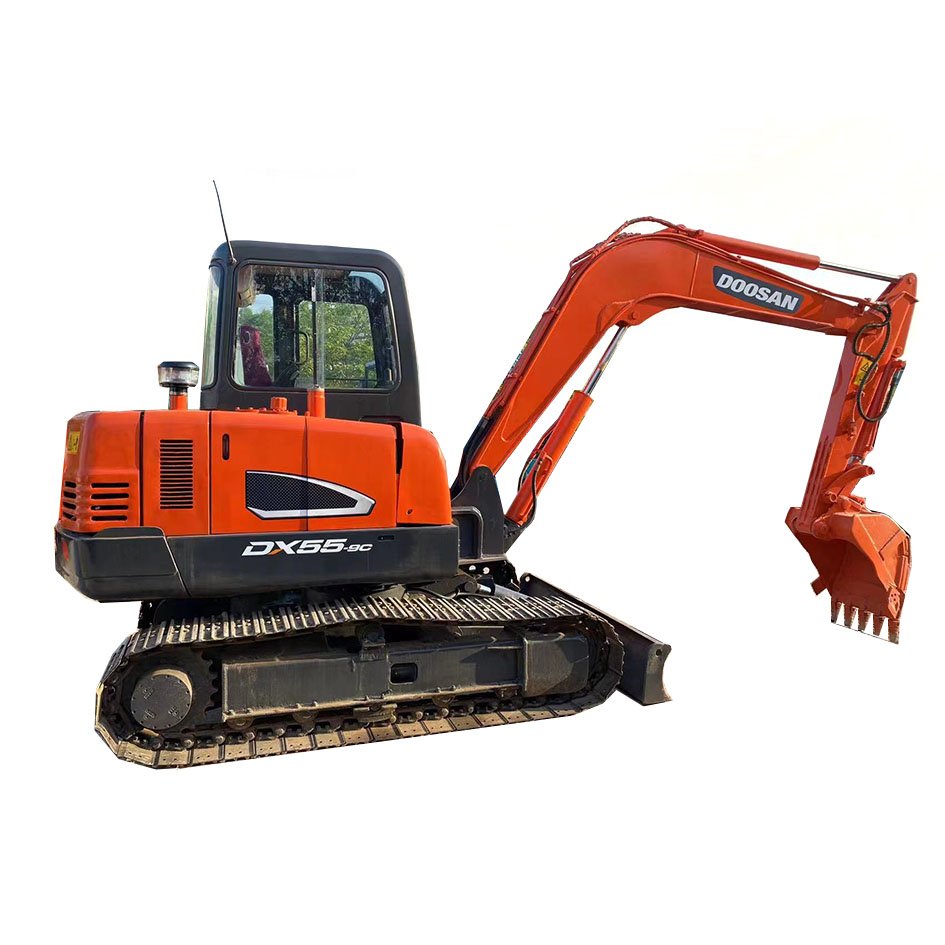 Second hand DOOSAN DX55 crawler excavator cheapest 5.5 ton high quality machine mini used DOOSAN DX55 excavator