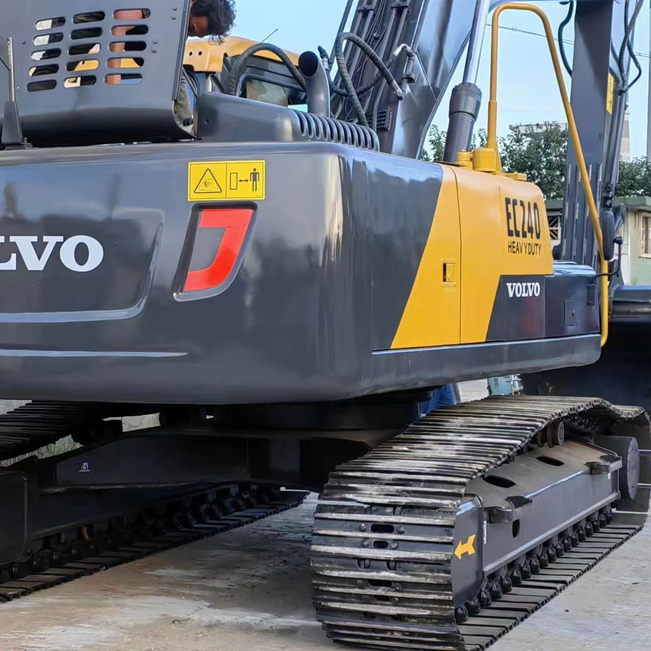Hot selling cheap 24 Ton excavator second Hand Digger Machine Volvo Ec240 Crawler Used Excavator Volvo240