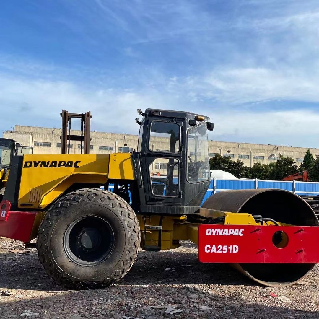 Good quality used dynapac road roller CA251d dynapac roller compactor