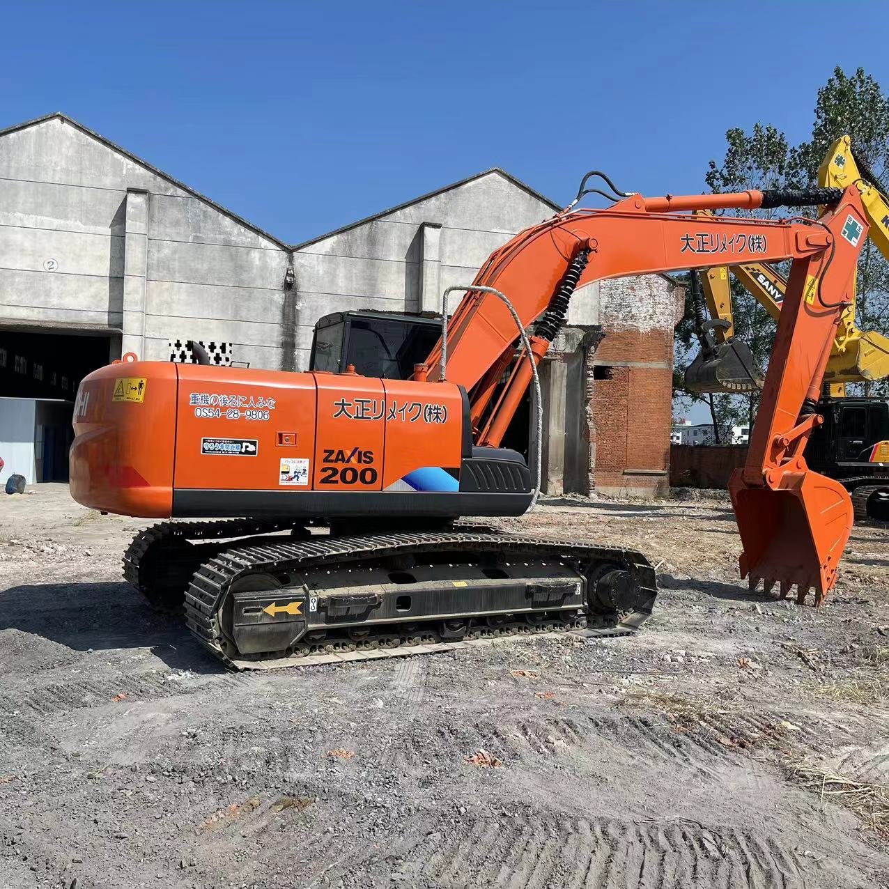 Japan original used 20ton Medium excavator Hitahchi zx200 in stock used Hitachi machinery zx 60 70 120 on sale