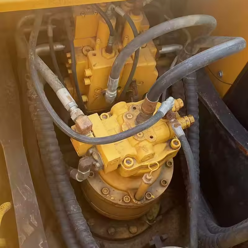 Excellent Used Hyundai 215LC-7 Excavator on Sale Factory Price CUMMINS Engine Motor Pump-Core Components Included