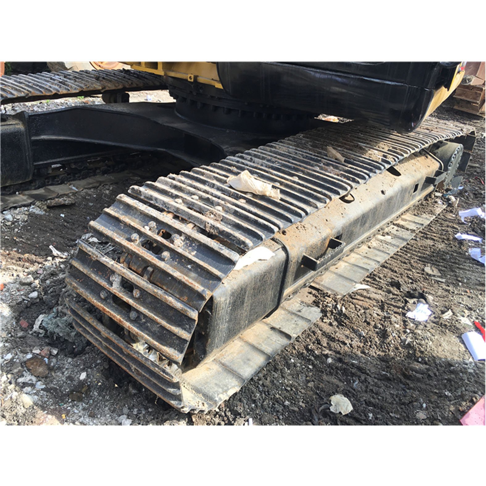 Japan made construction equipment good condition 20 ton used CAT 320CL excavator with promotion price on sale