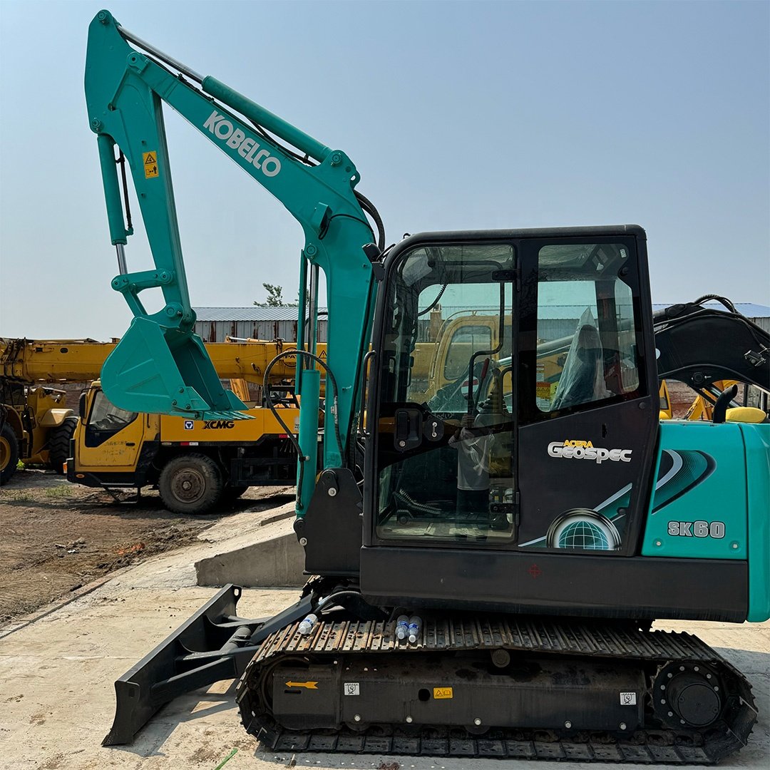 Mini second-hand digger Kobelco SK60 construction machinery used excavator for sale