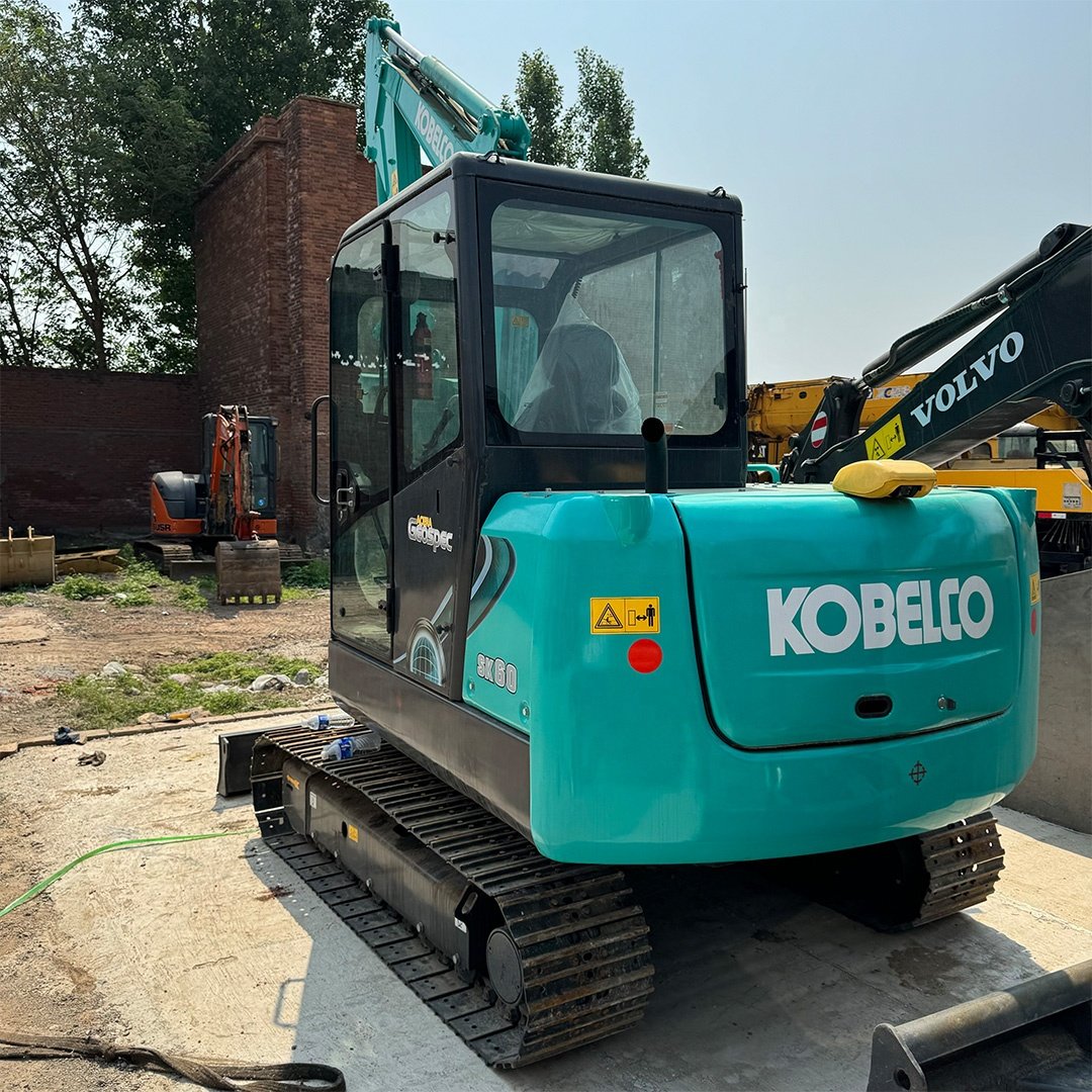 Mini second-hand digger Kobelco SK60 construction machinery used excavator for sale